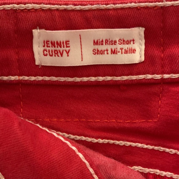 True Religion Jennie Curvy Mid Rise  Red Denim Women Shorts Size 27 - Picture 9 of 11